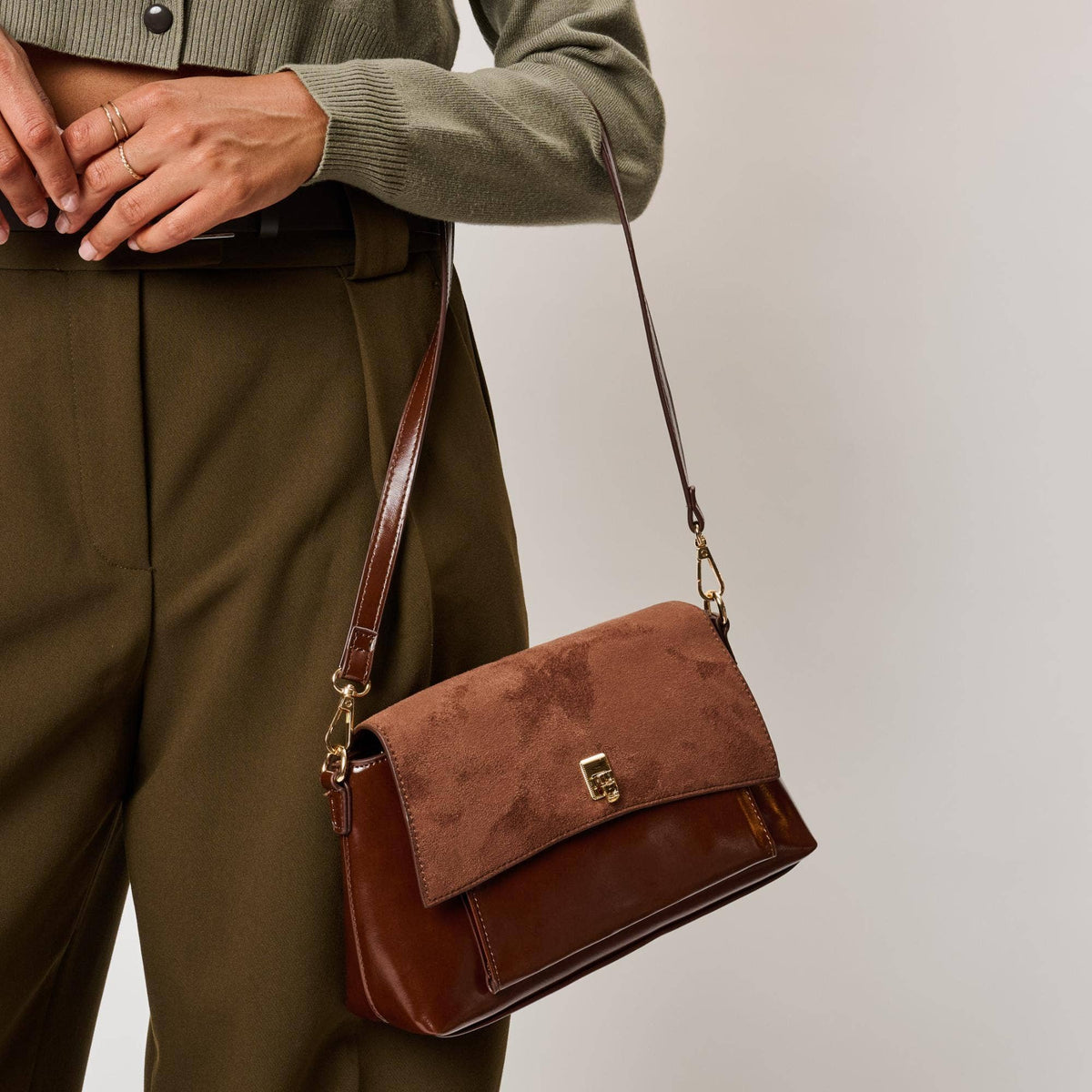 Aly Crossbody
